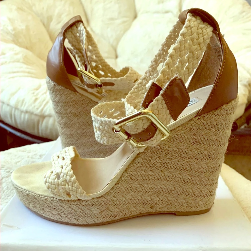 Steve Madden Magestee Natural Sandal Size 8.5